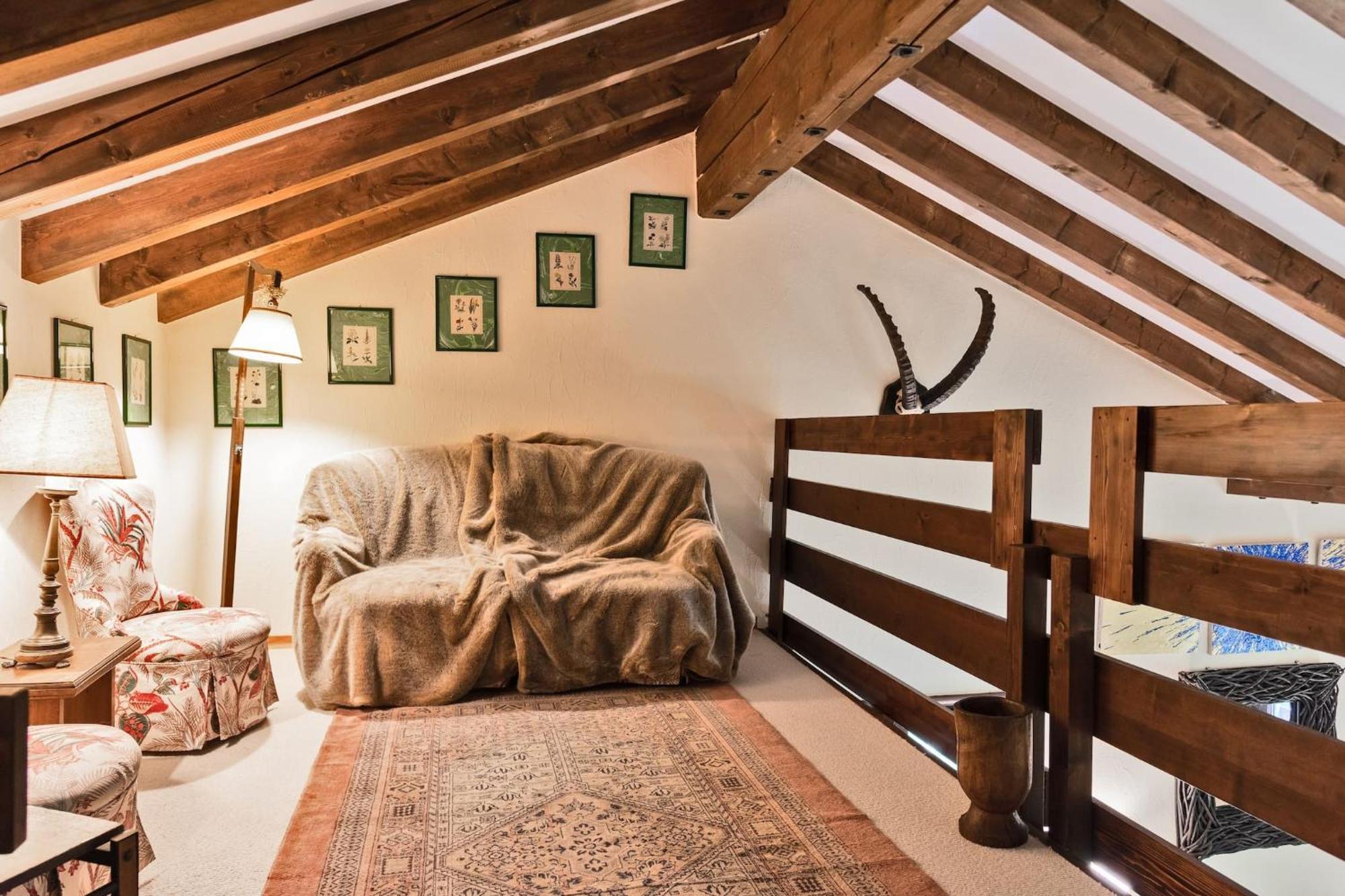 Chesa Martina - La Punt Apartman Kültér fotó